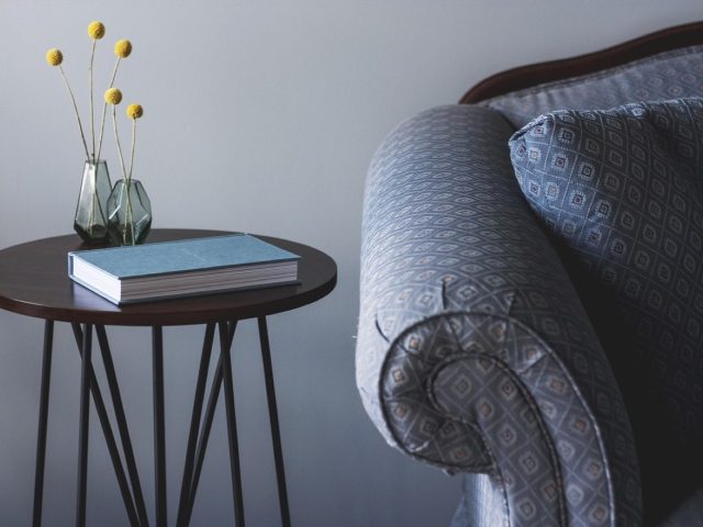 Aménager un petit salon : astuces et idées pratiques
