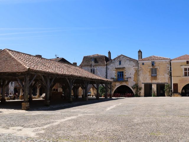 Abri événementiel : organiser une fête en plein air dans le Gard