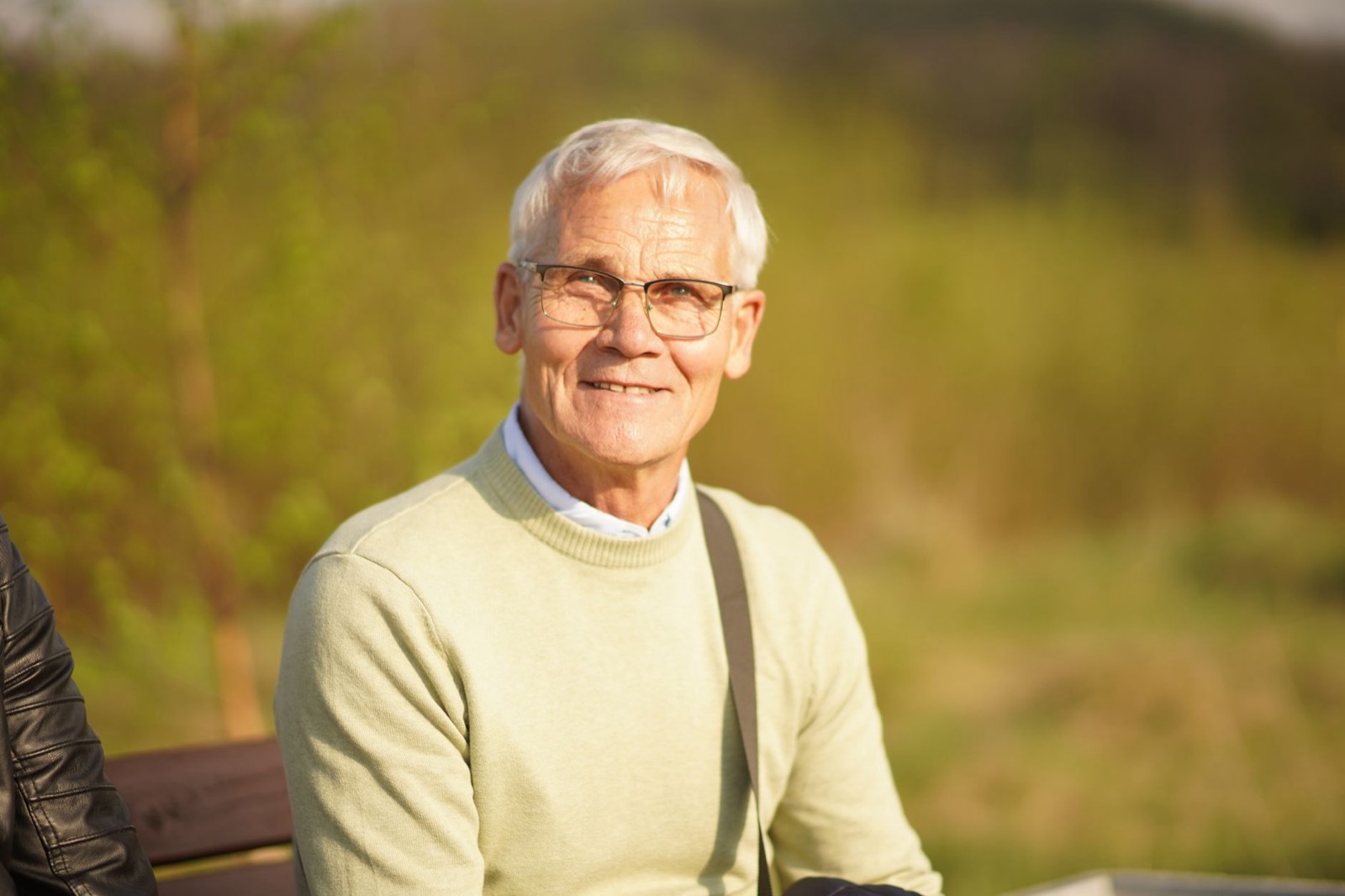 Portrait d'un homme d'une cinquantaine d'années, souriant