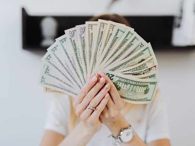 Dès maintenant, financez vos projets sans vendre vos bijoux à Nîmes